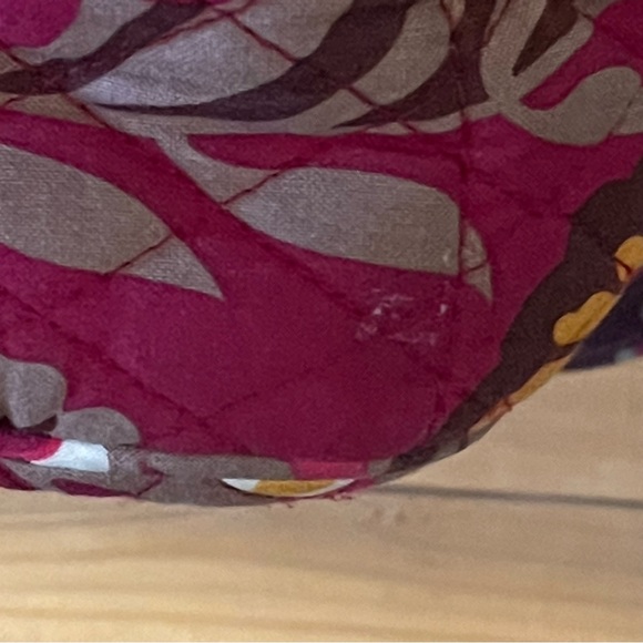 Vera Bradley quilted purse - Picture 5 of 7